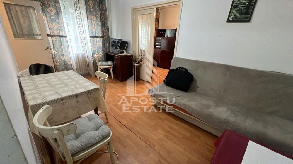 Apartament cu 2 camere la parter in zona Sagului