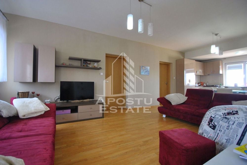 Apartament 3 camere, centrala proprie,clima,zona Dacia