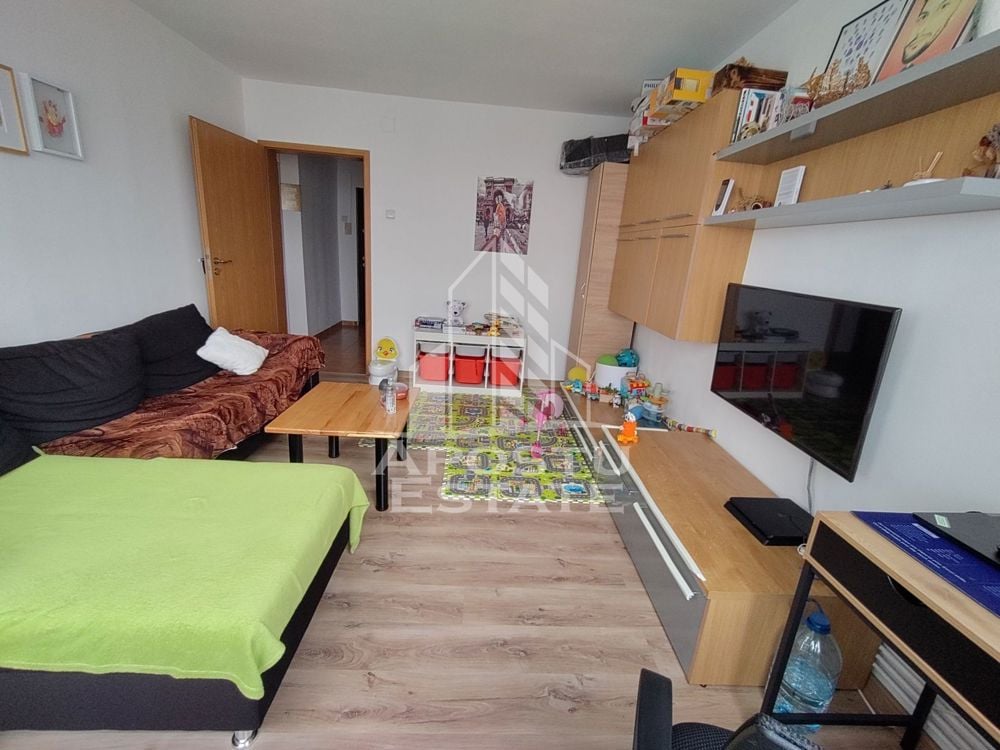 Apartament 2 camere, decomandat. zona Olimpia-Stadion