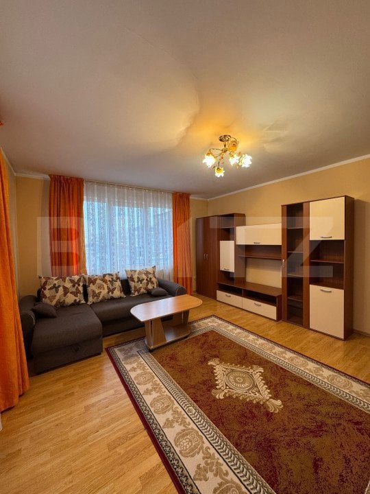 Apartament 2 camere, decomandat, 58 mp, parcare, zona Eroilor