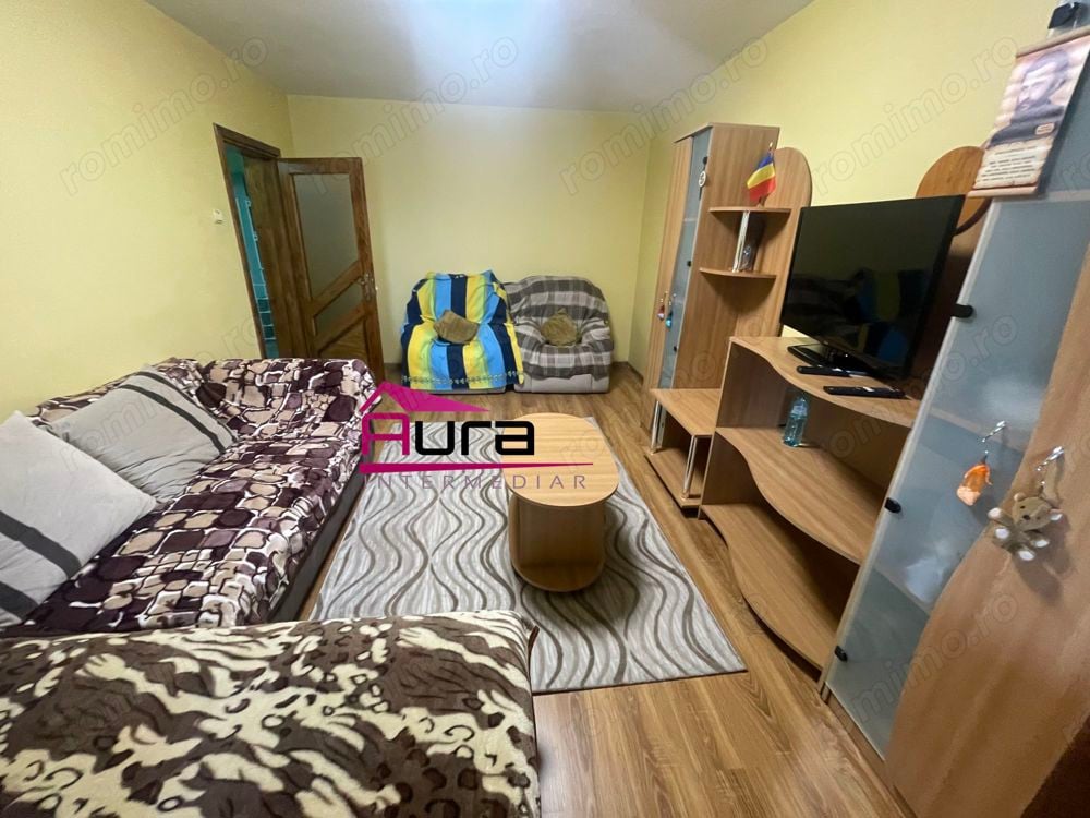 Inchiriez apartament 3 camere zona Victoriei