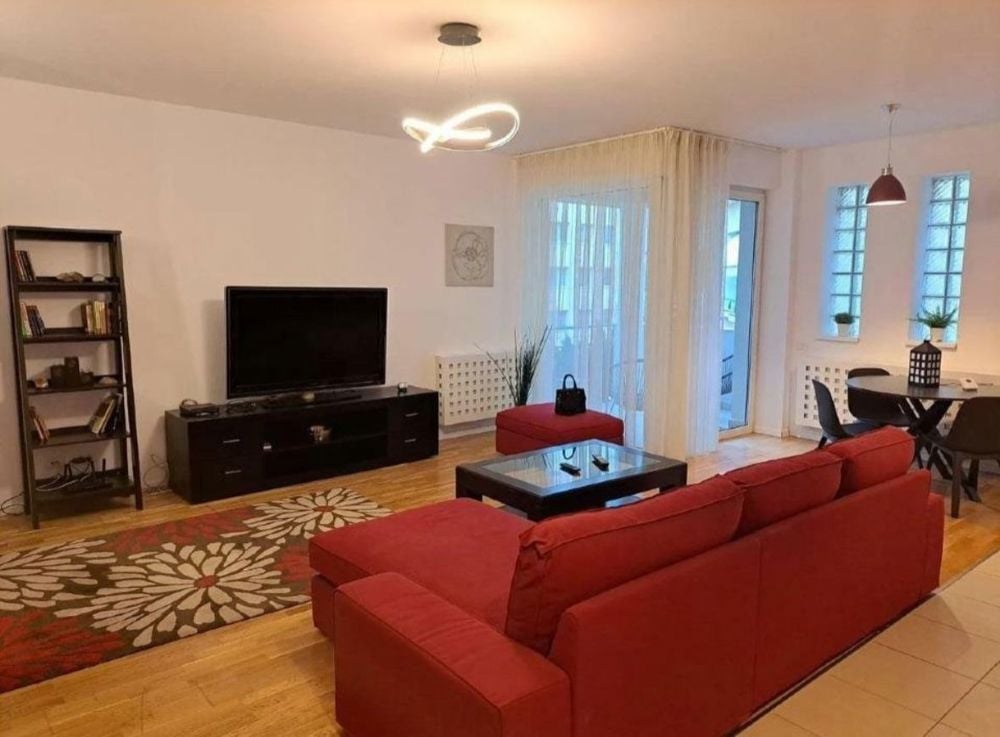 AP. 3 CAMERE PARCUL CAROL, PARCARE, PET-FRIENDLY, METROU 15 MINUTE