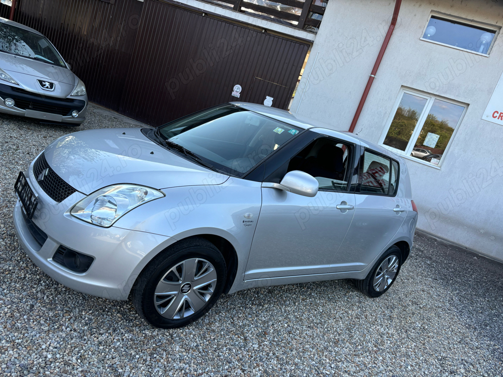 Suzuki Swift - 4x4 - 1.3i - 90cp - 2010 - AC