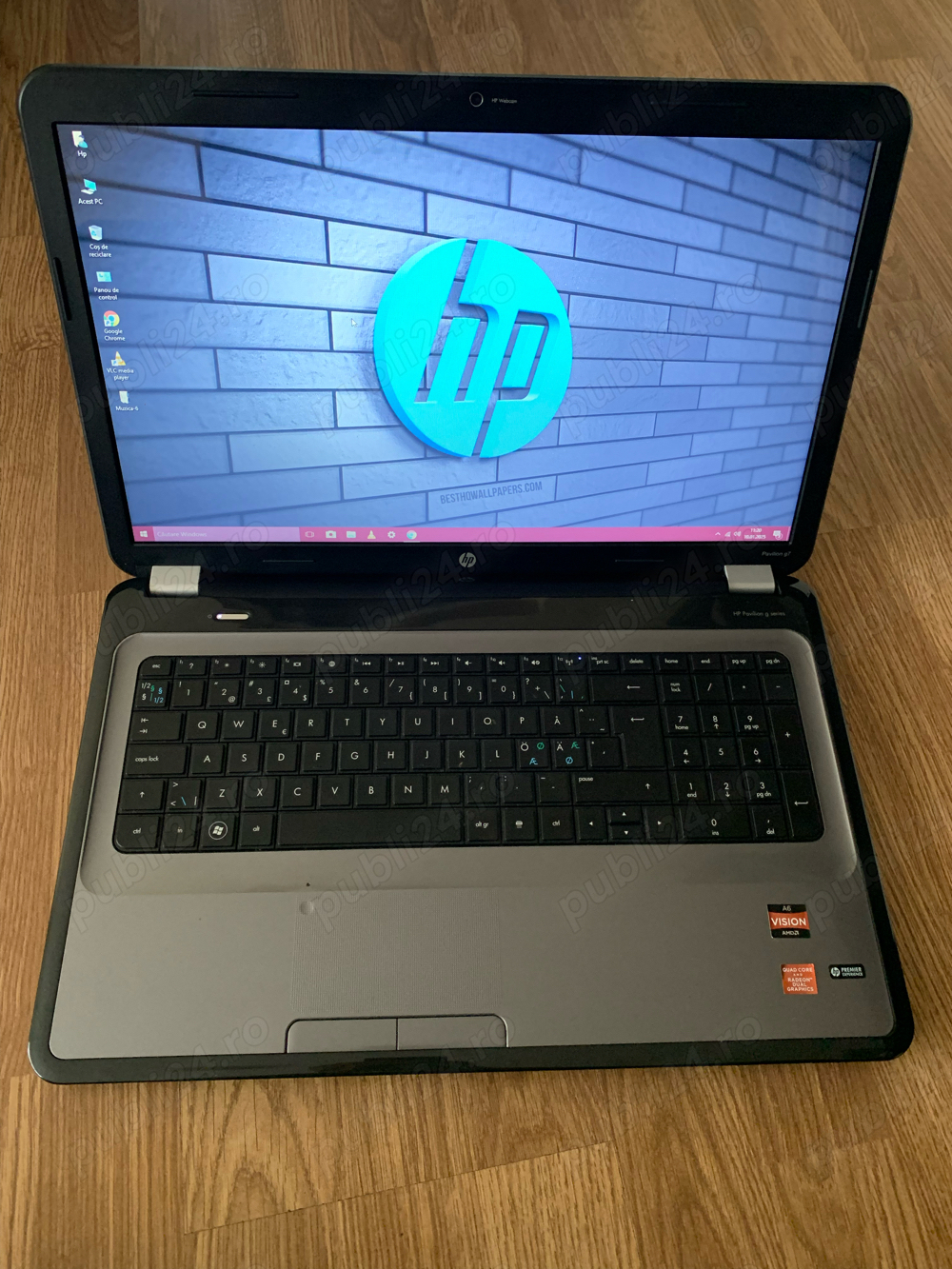 Laptop HP Display mare 17,3 inch Led,Windows 10 Pro,6gb ram ddr3, 700gb memorie perfect functional.