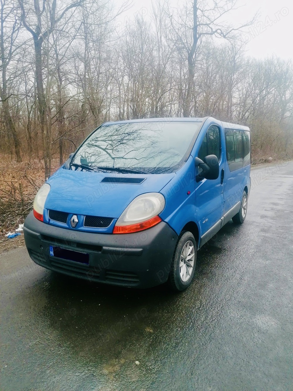 Vând microbuz Renault Trafic 1.9 TDI