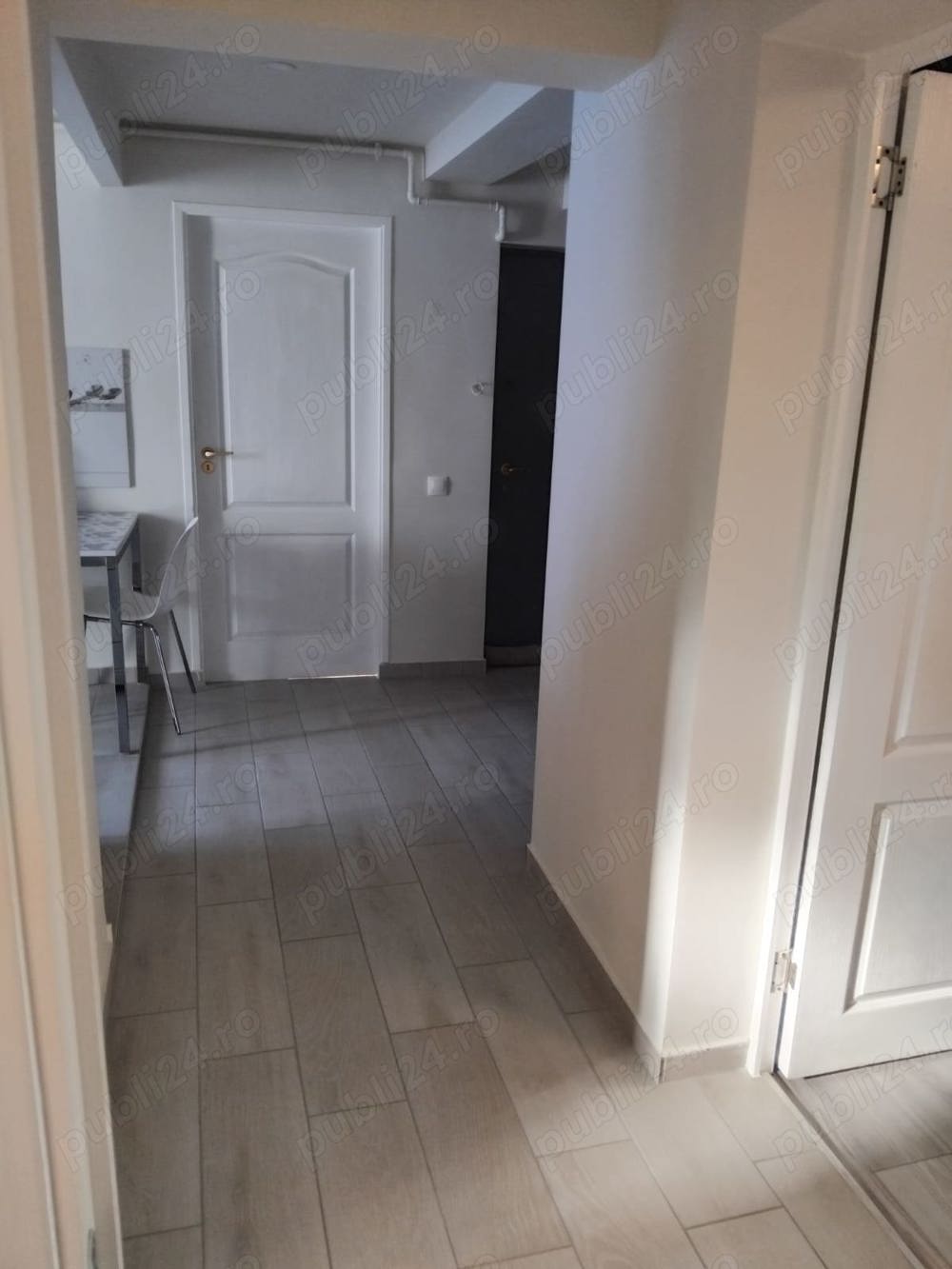 Vând urgent apartament 3 camere