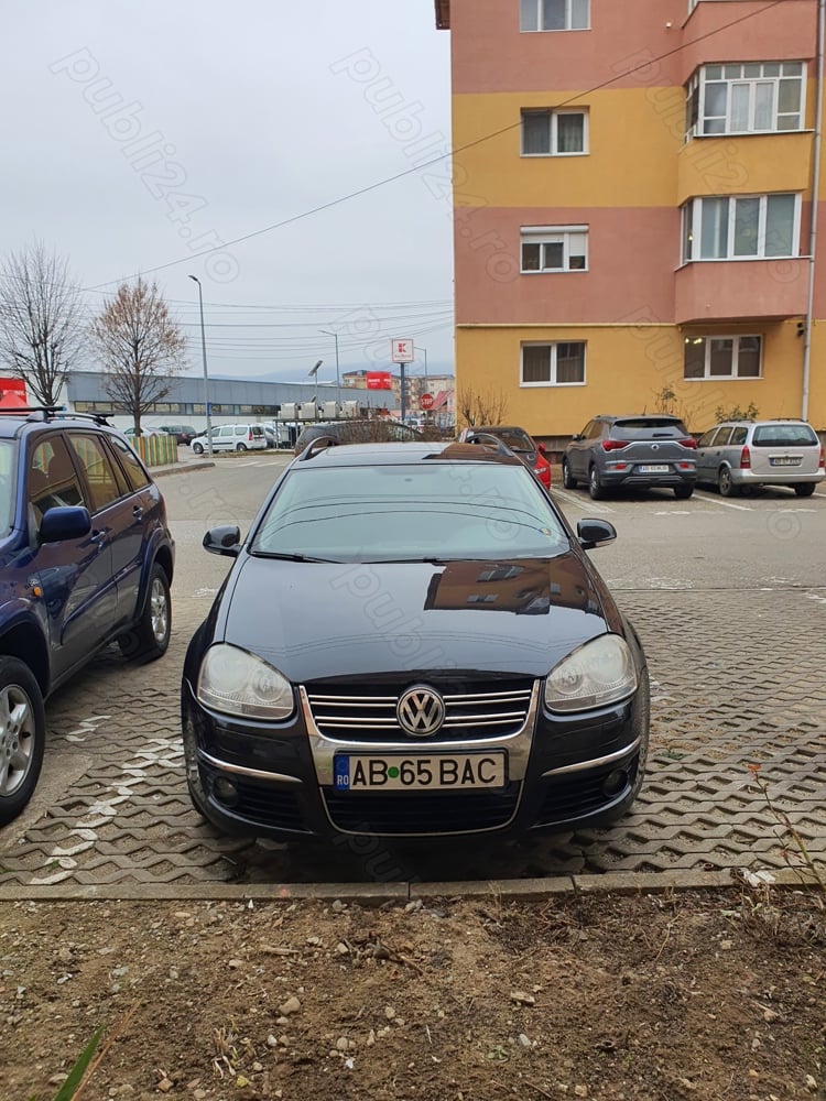 Vând Volkswagen Golf 5 variant !!!