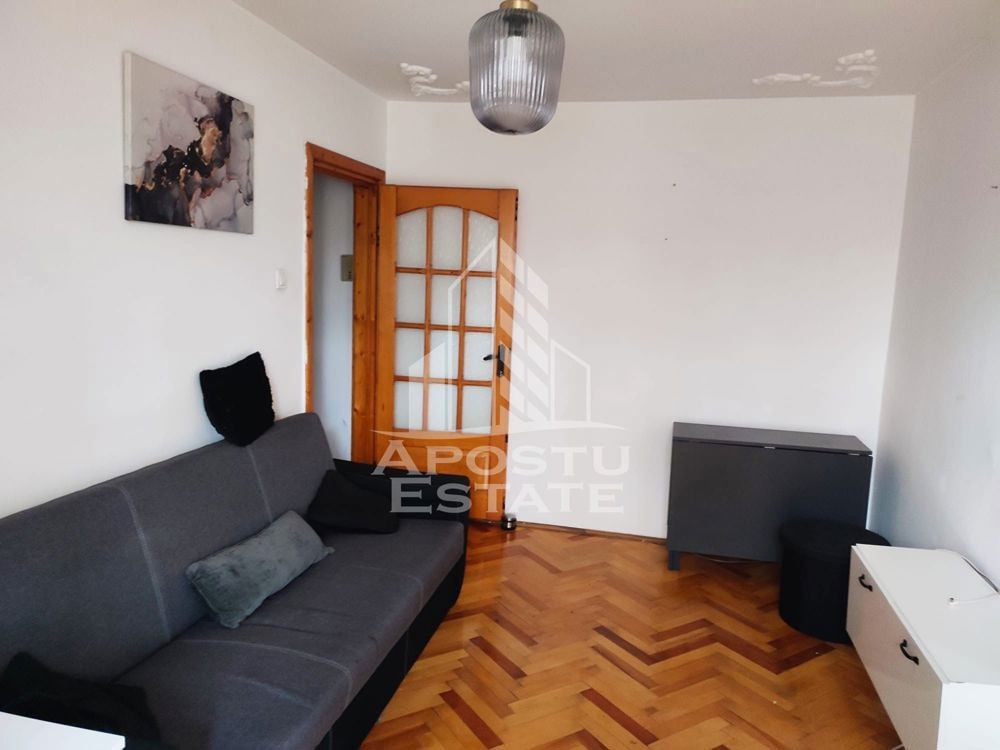 Apartament cu doua camere in zona Marasti, etaj intermediar