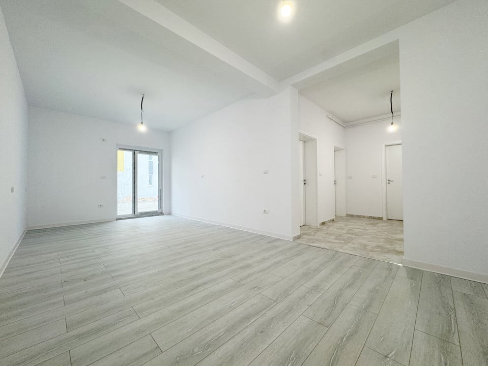 Apartament 2 camere, decomandat,55mp utili+30mp gradina, parter -Giroc