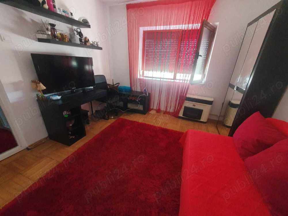 vand apartament 