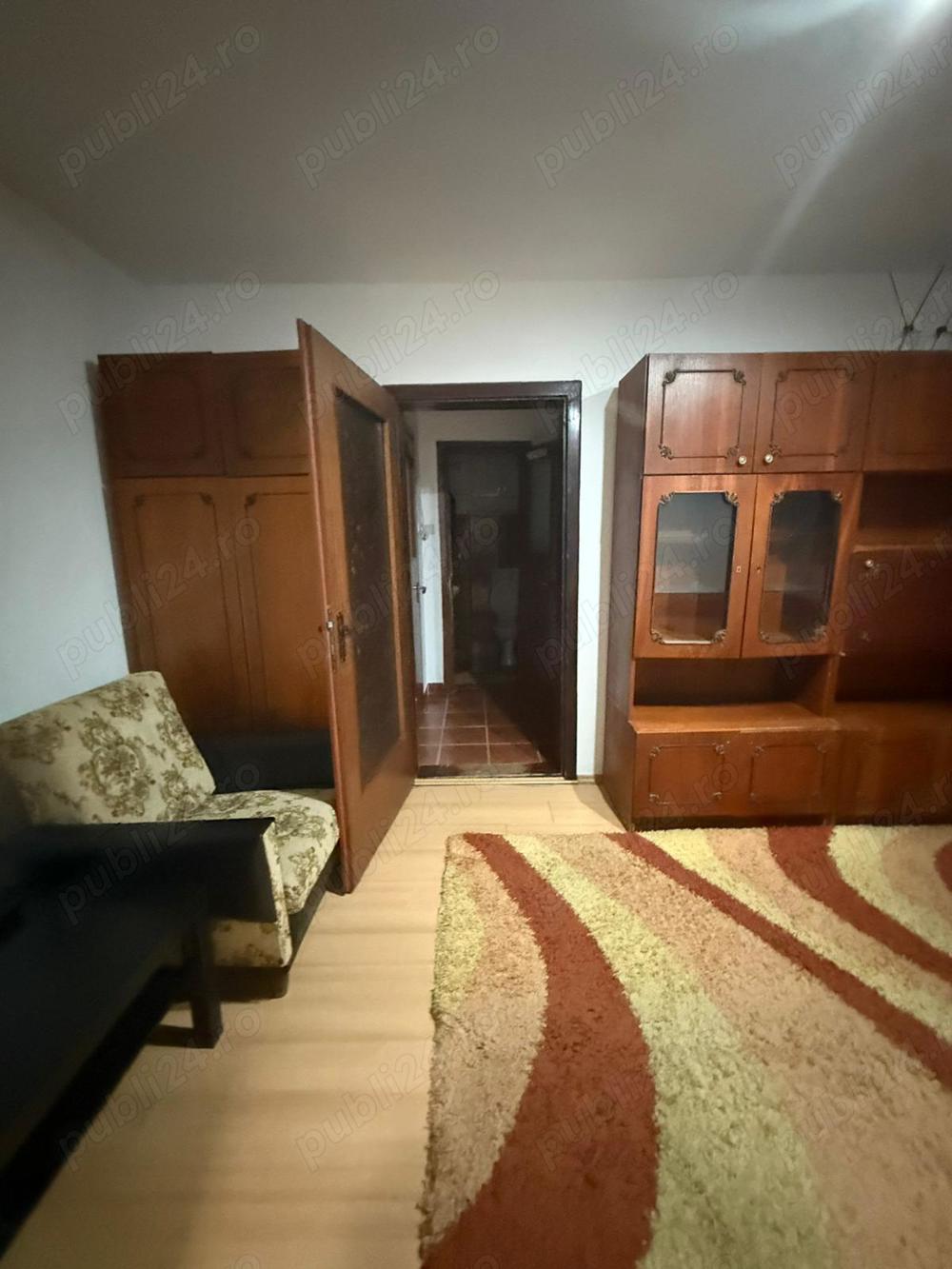 inchiriez apartament