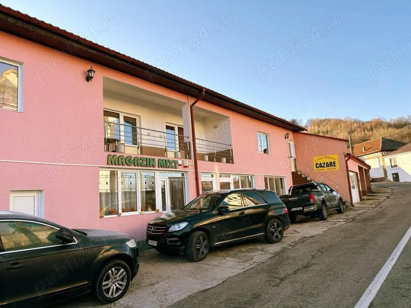 Pensiune, restaurant, magazin,terasă de vanzare