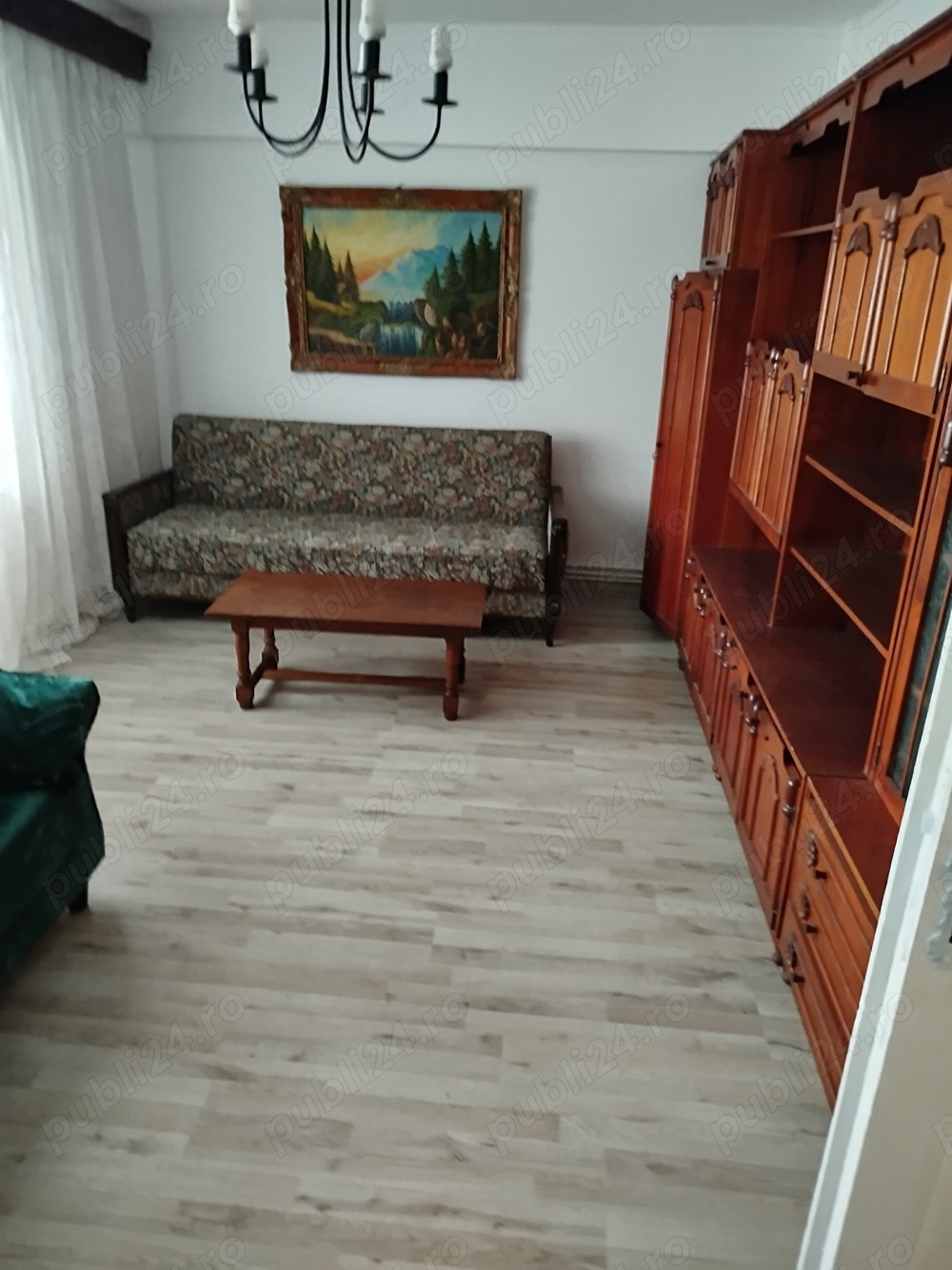 Apartament de închiriat