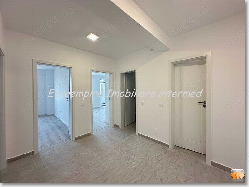 Apartament 3 camere decomandate zona Compozitori