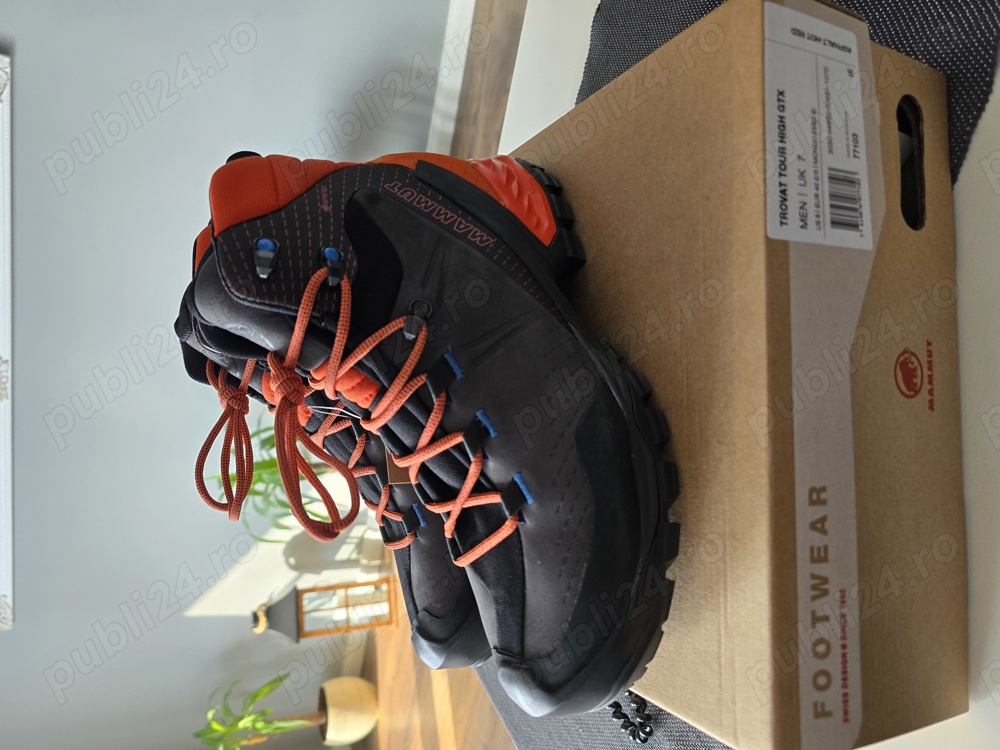 bocanci trekking mammut 40.5