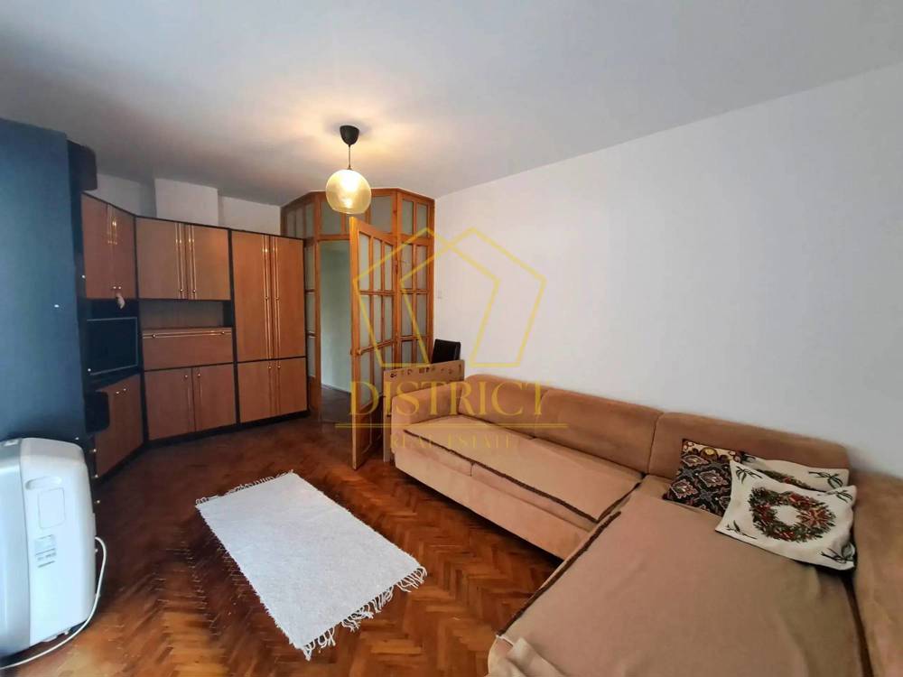 Apartament decomandat cu 2 camere si centrala proprie | Lipovei