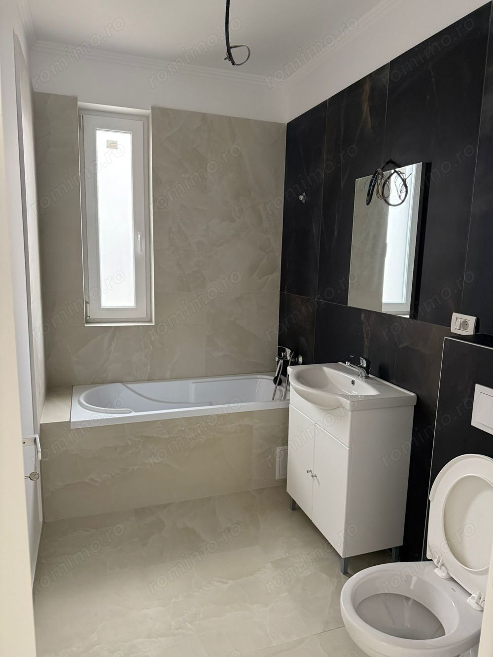 Apartament cu 2 camere etajul 1 la doar cateva minute de primarie Giroc