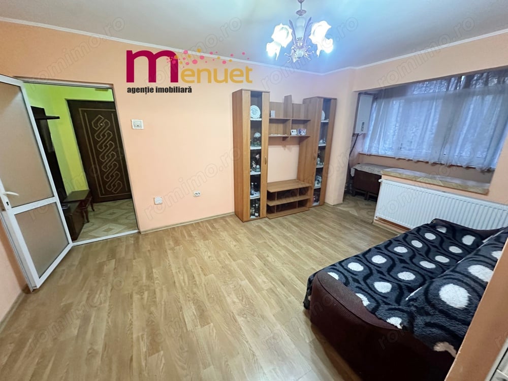 Apartament 2 camere,zona Vest,etaj 1