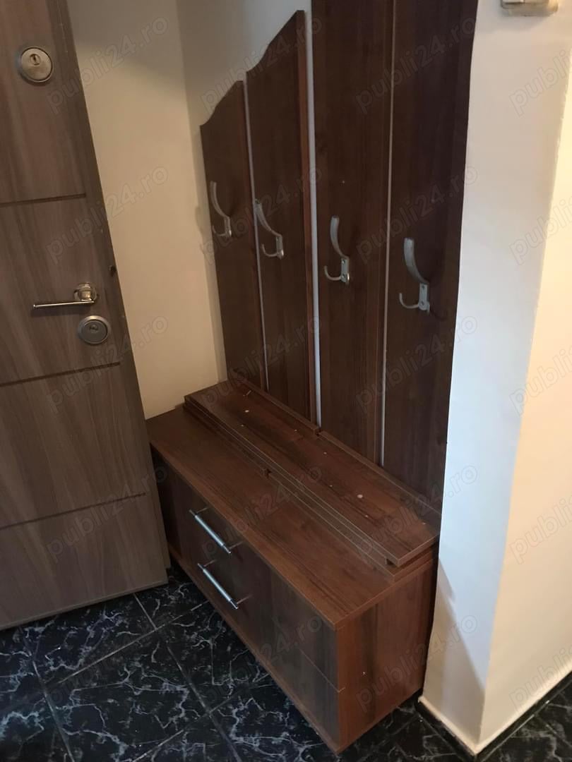 Inchiriez apartament