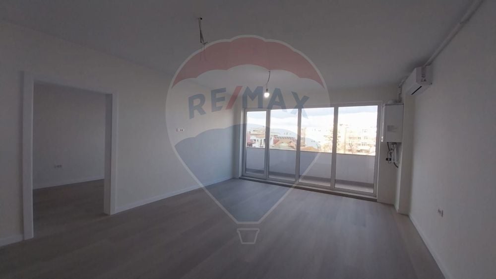 Apartament de vanzare cu 2 camere in Zona Dacia, Constanta