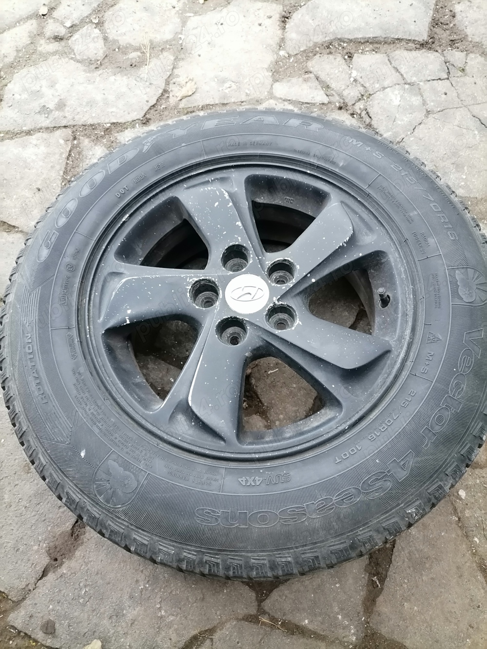 Vând  4 jante aliaj 5x114,3 r16 originale Hyundai cu cauciucuri m&s 215 70 r16 