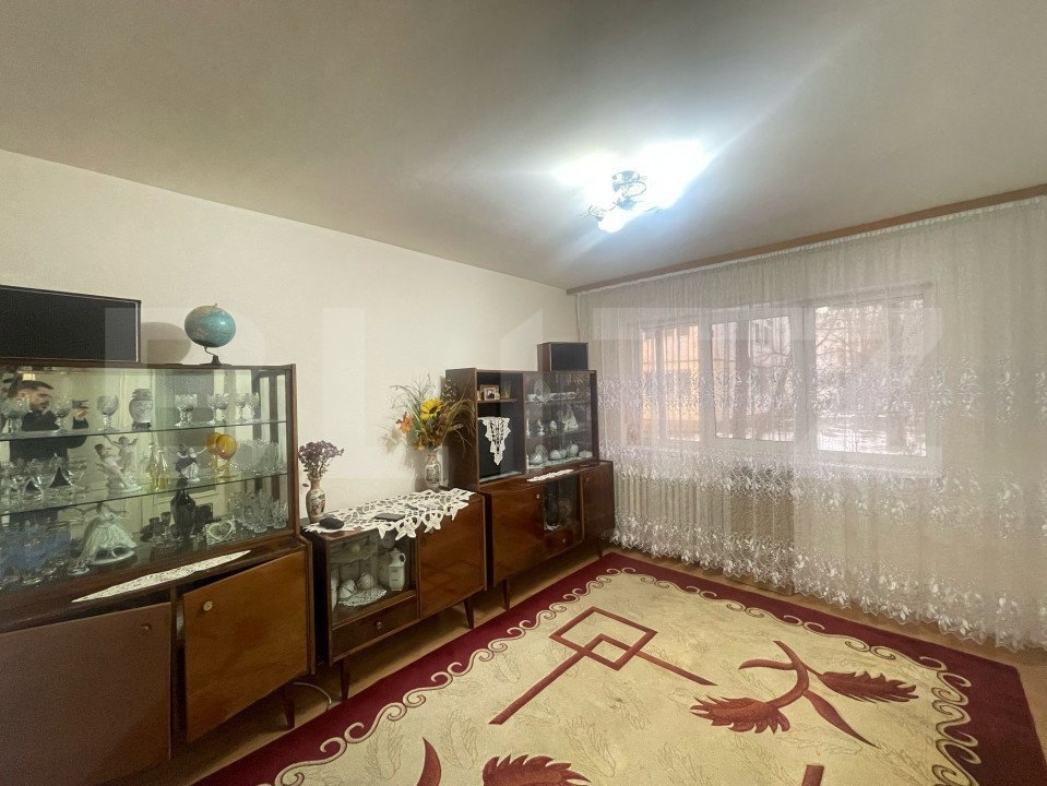 Apartament 2 camere 39 mp, zona Piata Valea Rosie