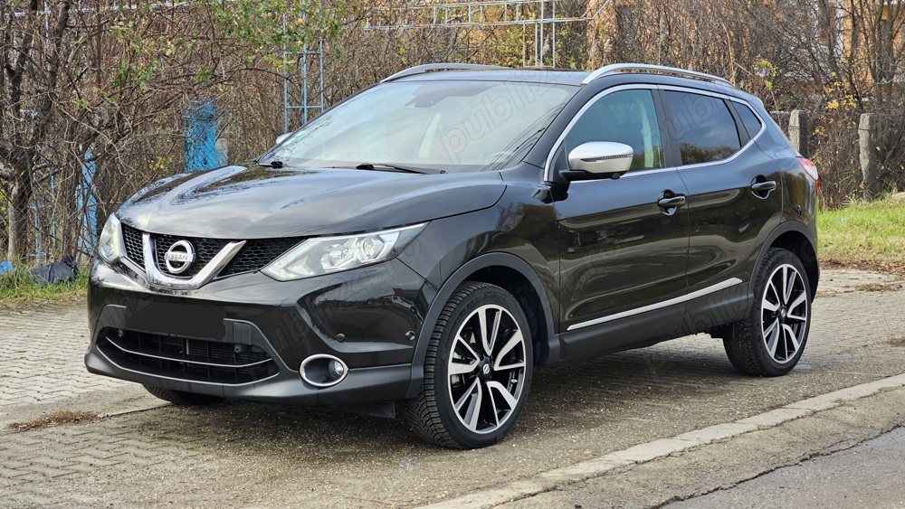 Nissan Qashqai Tekna + An 2016 1.2 Benzina 116 CP - 123.000 Km Carte service Euro 6