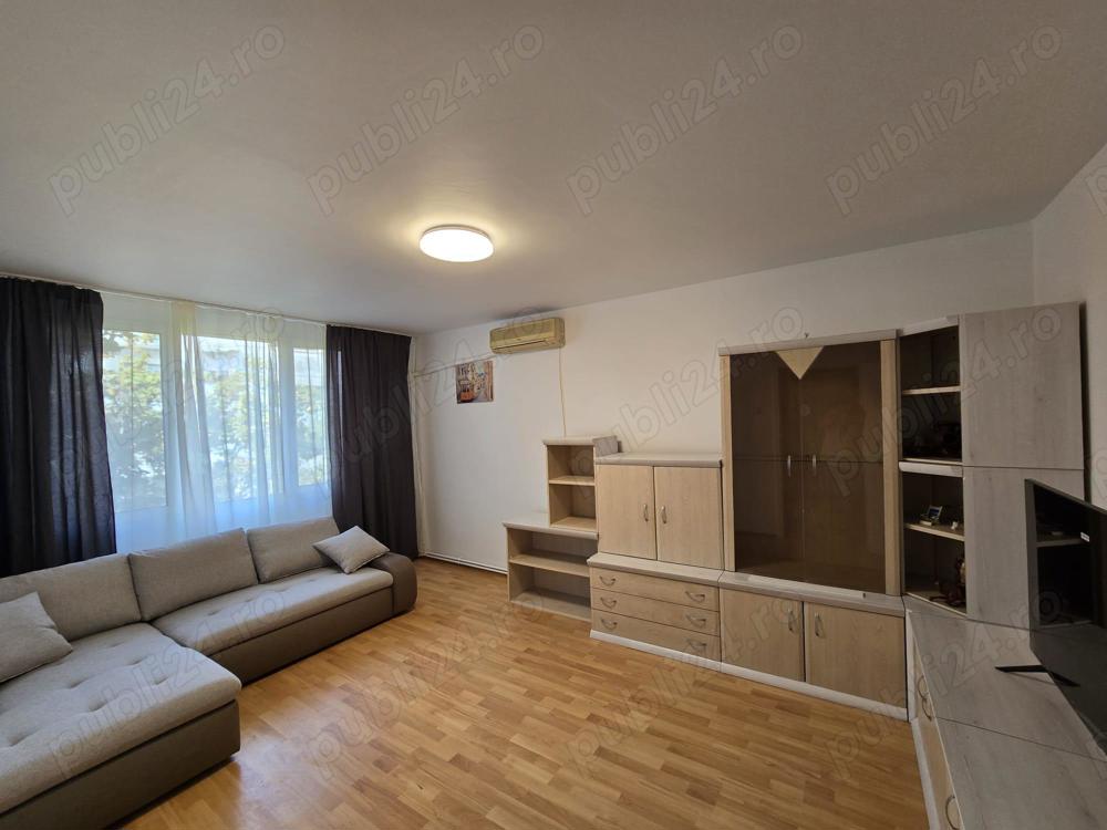 Apartament 4 camere mobilat si utilat . Sector 4