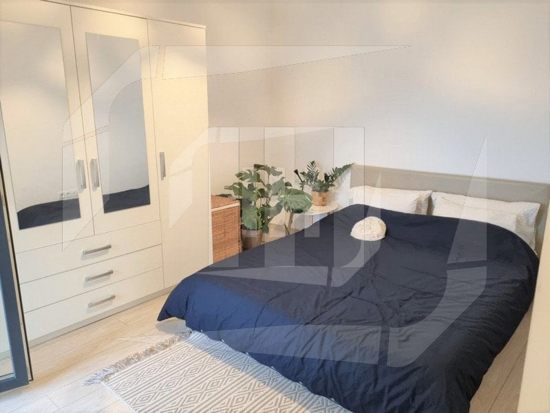 Apartament 2 camere, decomandat, 50 mp, parcare, zona strazii Paris