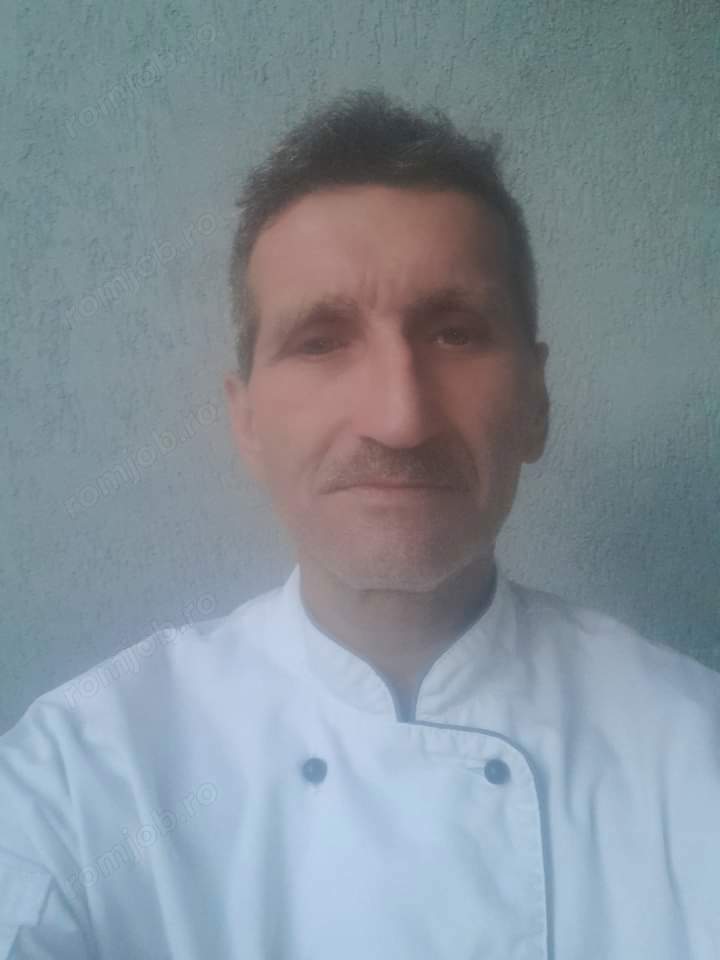 bucatar solicit angajare 