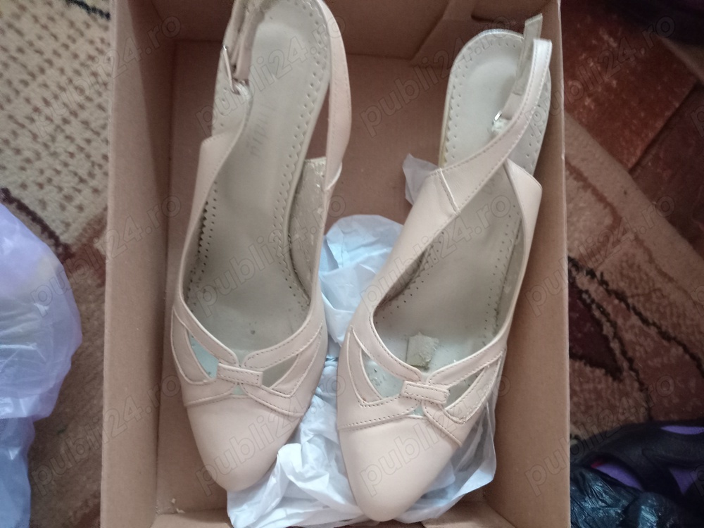 Vinzari diverse incaltaminte