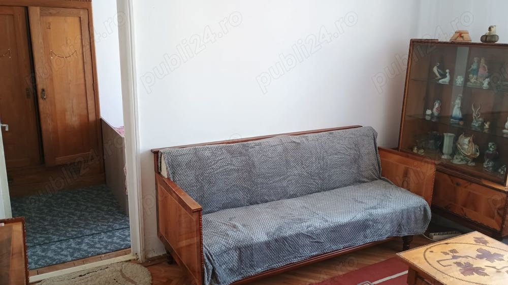 Proprietar, inchiriez apartament cu 2 camere