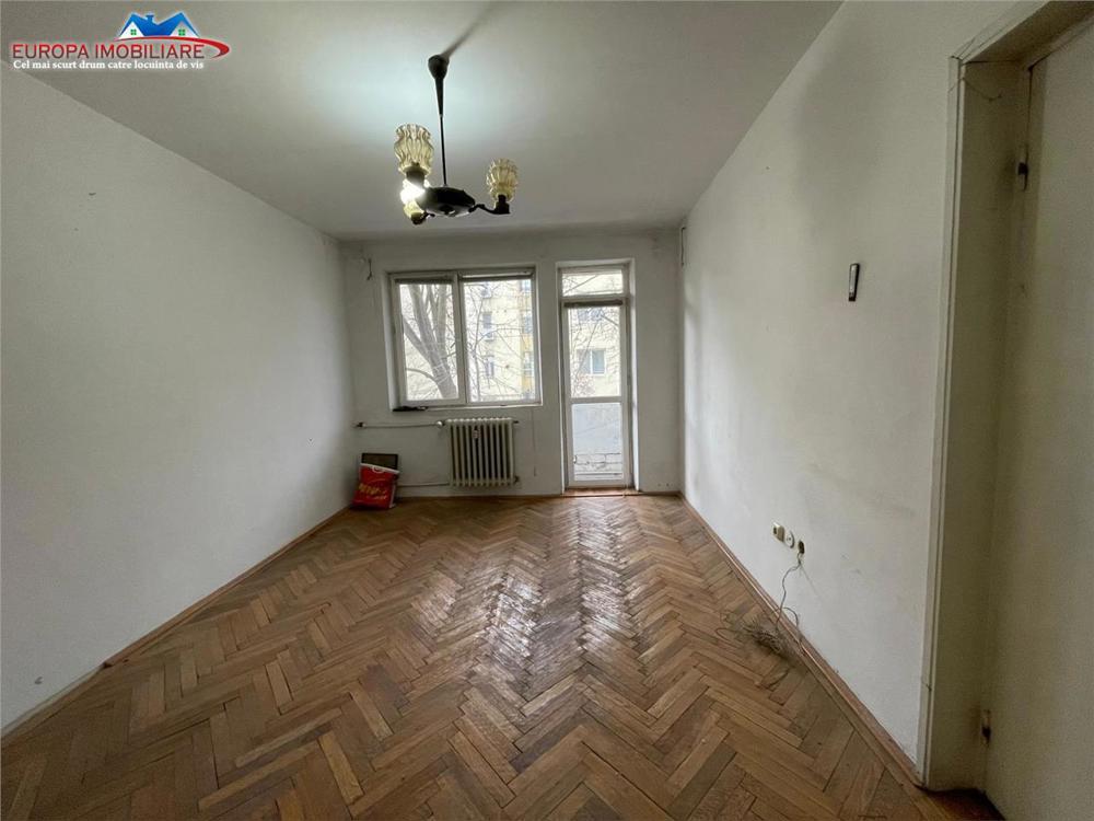 Apartament cu 2 camere de vanzare zona Alunisului Tulcea