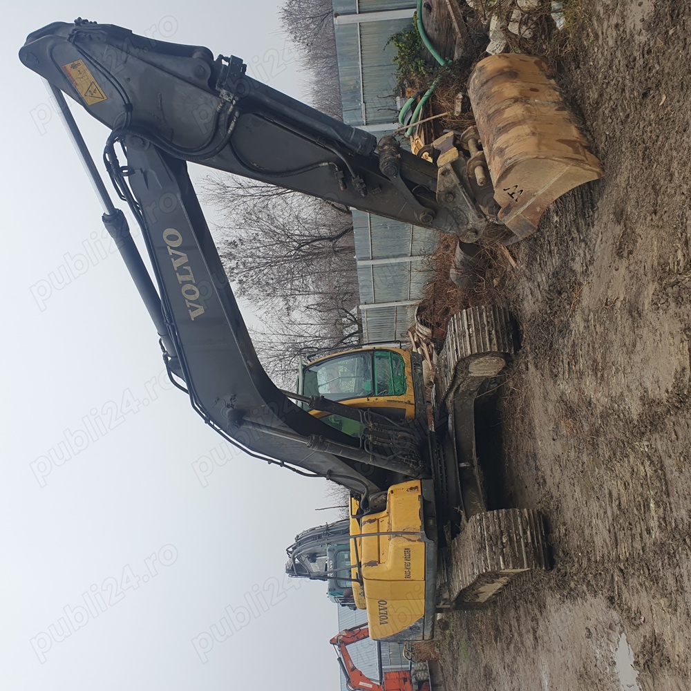 Excavator Volvo EC210B