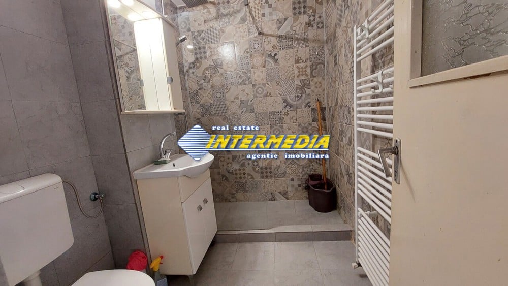 Vanzare Apartament 2 camere Decomandat 54 mp finisat si utilat Alba Iulia Cetate