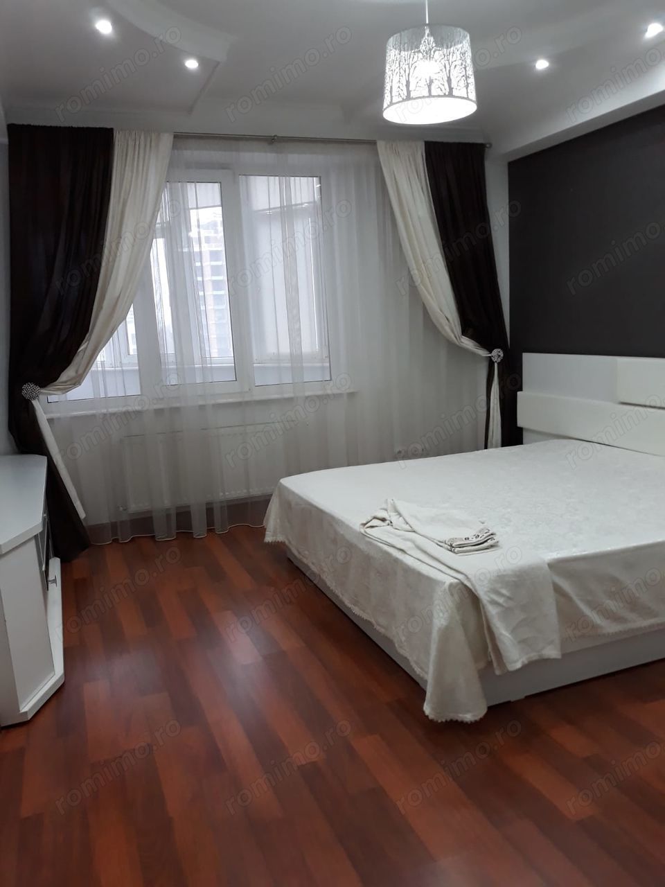 De inchiriat apartament 2 camere in zona Aradului