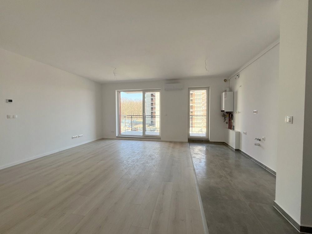 Apartament cu 3 camere,  vedere superbă spre Pădurea Verde