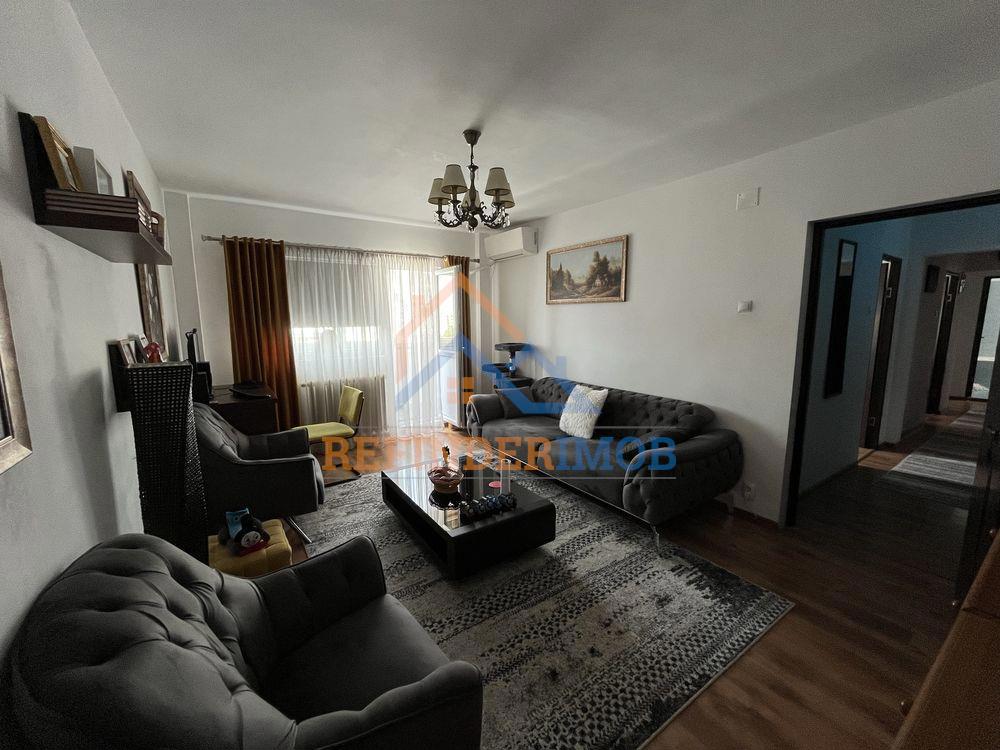 Vanzare Apartament cu 3 camere Titan - 1 Decembrie 1918