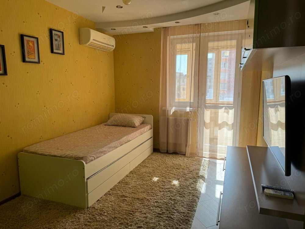 Apartament cu 3 camere in zona Banu Manta