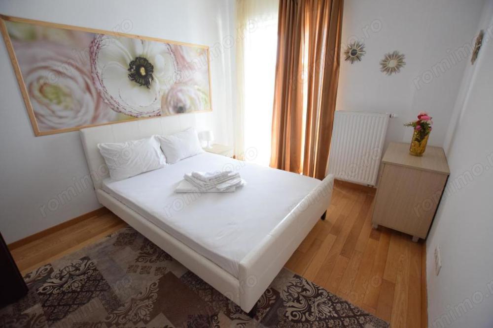 Apartament cu trei camere in Pipera 