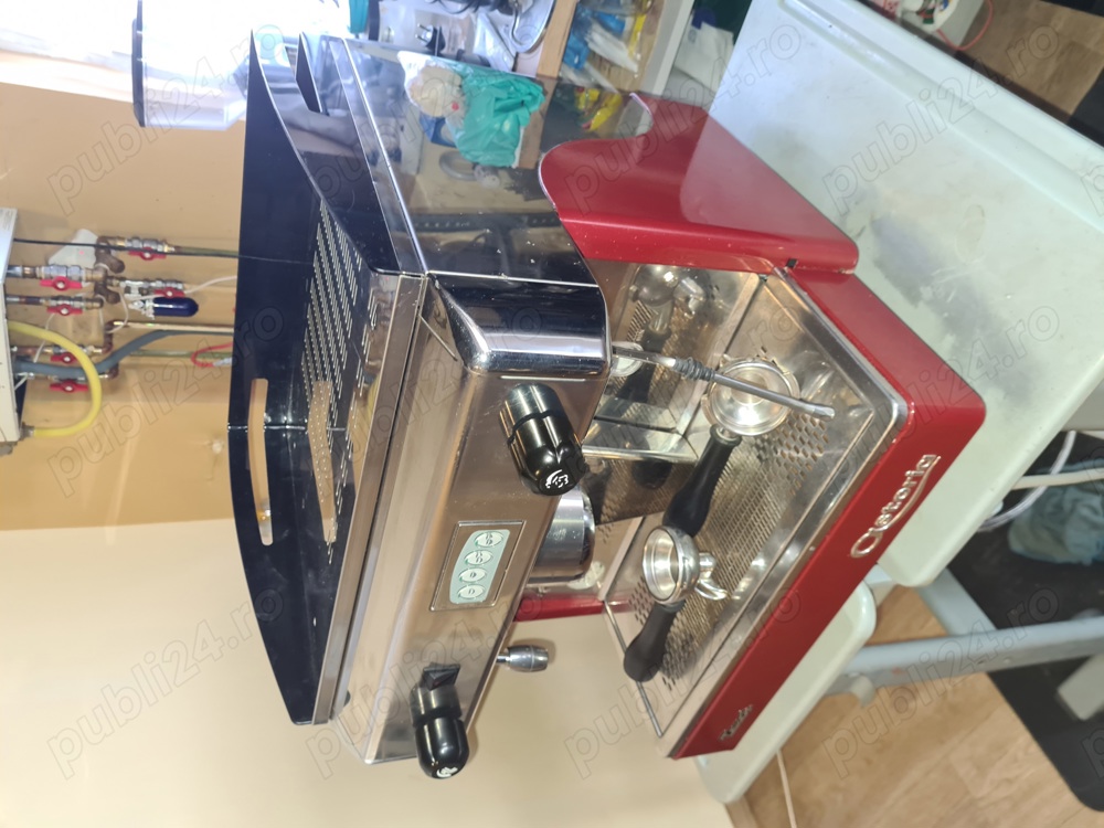 Espressor profesional Astoria Touch un grup