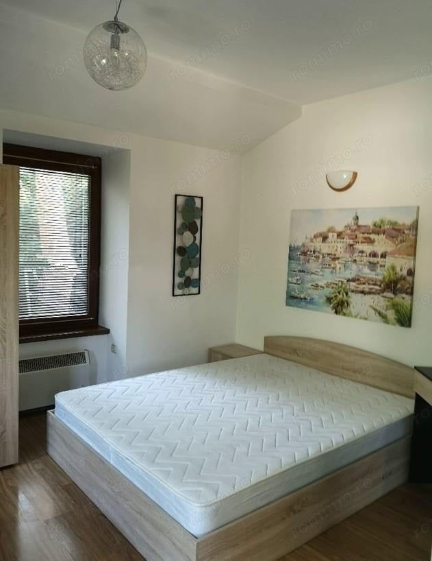 Ofer spre inchiriere apartament 2 camere, in zona Favorit