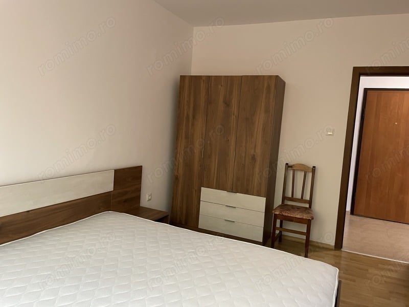 Se inchiriaza apartament in zona Baicului