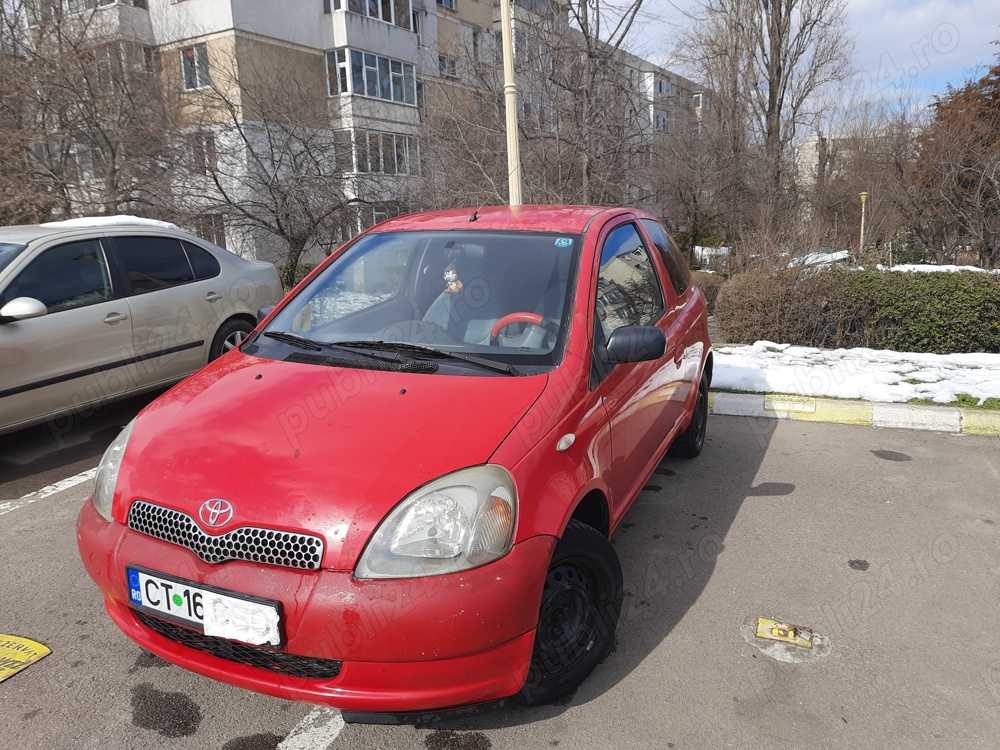 Toyota yaris 1l benzina, 143000km reali