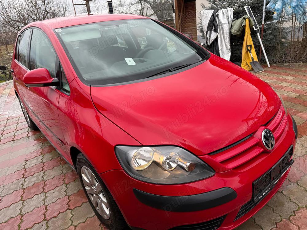 vand vw golf 5 plus benzina 1,6 i recent adusa