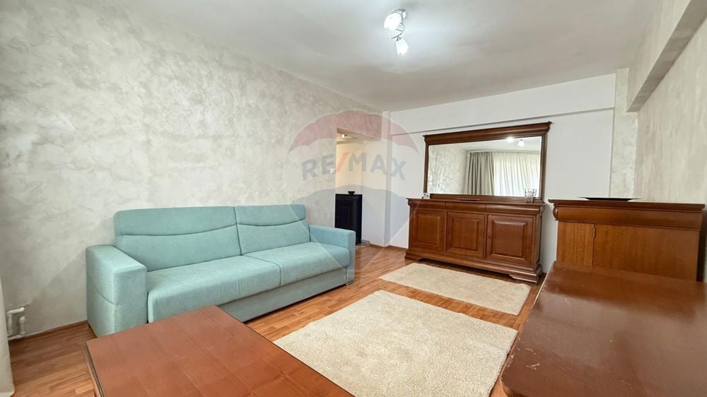 Apartament cu 2 camere de închiriat Central Constanta