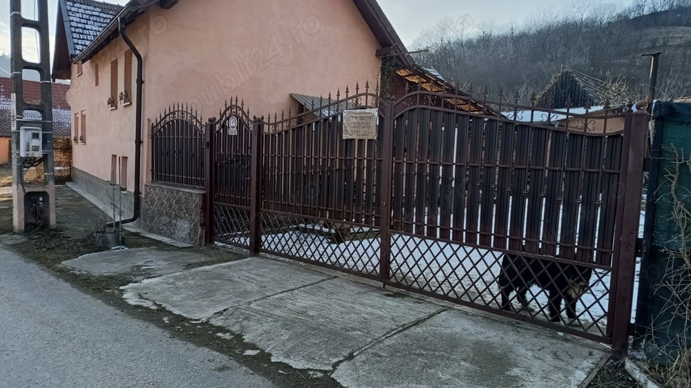 Casa la tara,zona liniștită în Stenea, com Șeica Mare Sibiu