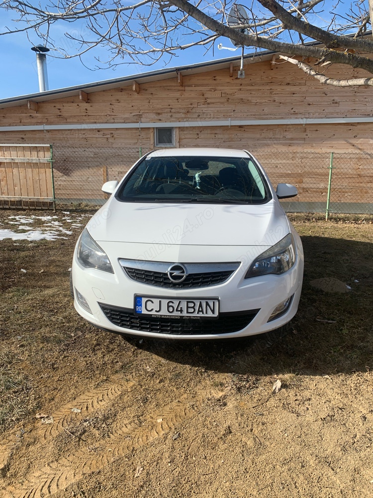 vand Opel Astra, an 2010 