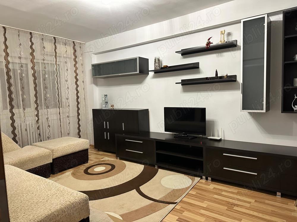 Închiriez apartament 2 camere Bld. București 