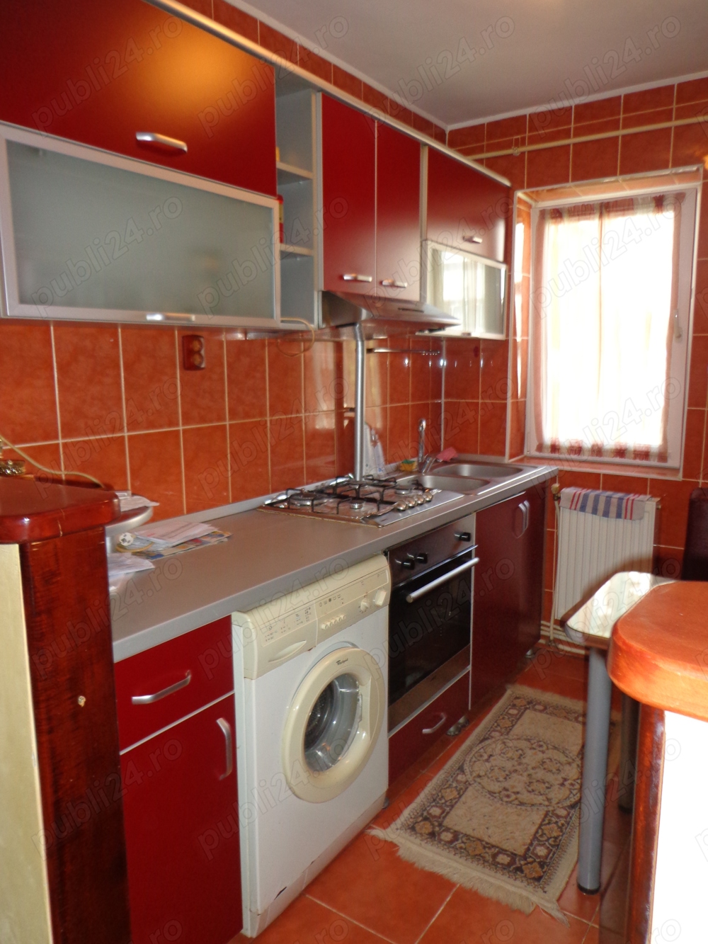 ofer spre inchiriere apartament 2 camere, decomandat, zona unirii